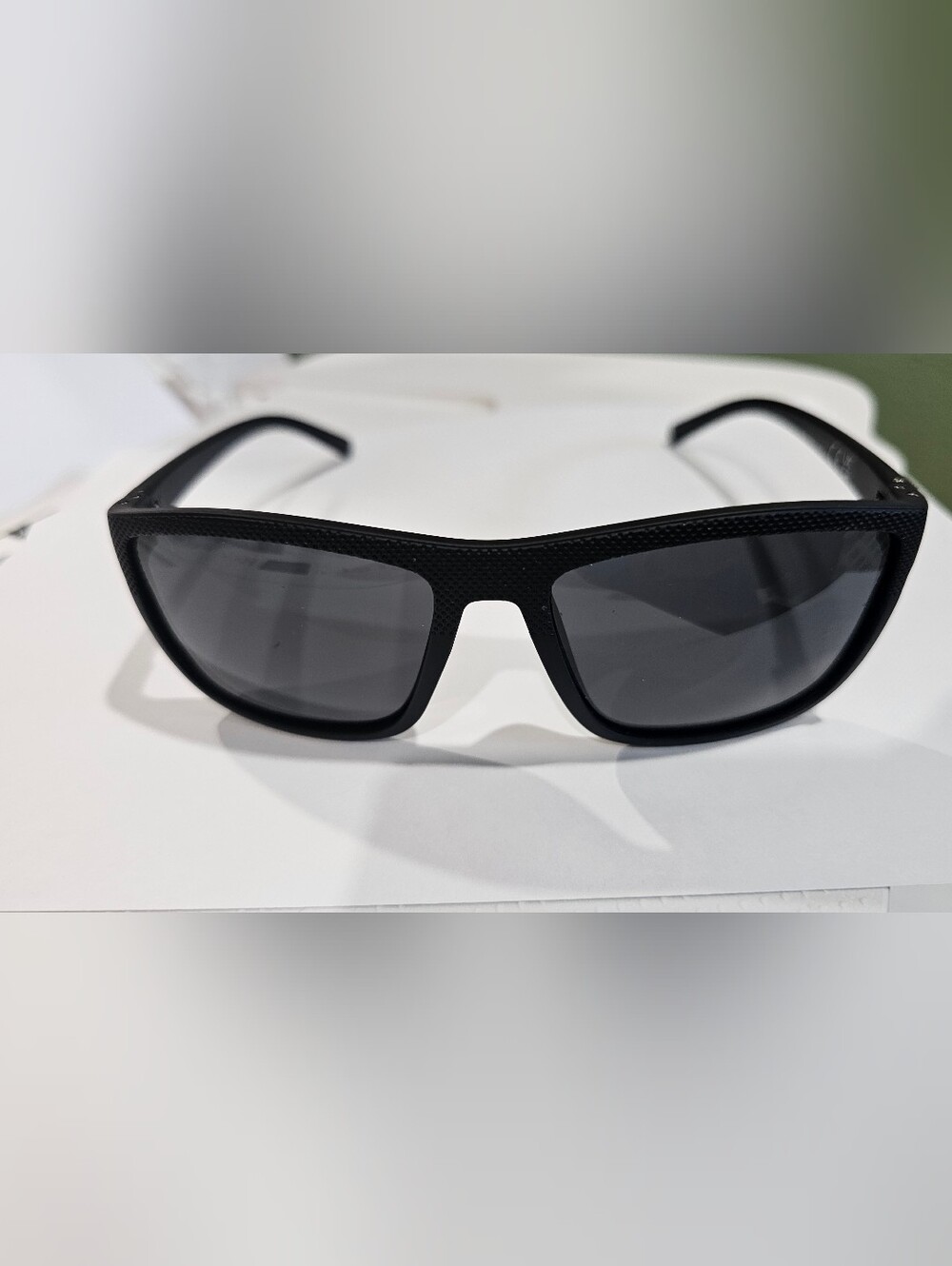 Men's Black Polarized Rectangle Sunglasses